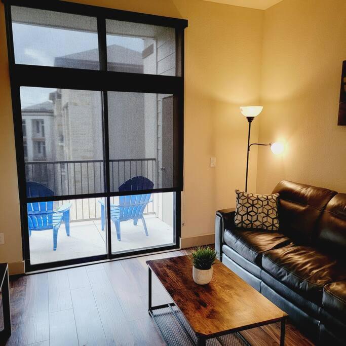 Relaxing Pool View Apt Reliant Stadium/Medical Center Houston Exterior photo